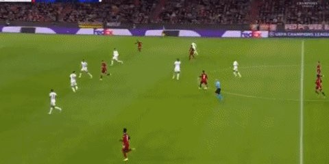 28圈-【欧冠】莱万3球1助攻 拜仁5比2本菲卡提前两轮出线