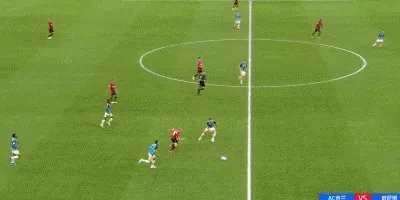 多多28-【意甲】迪亚斯破门特奥传射 AC米兰2比0威尼斯