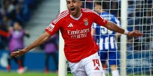 黑店出品❗帕夫利季斯战巴萨+波尔图两戴帽，上季金靴+本季造34球